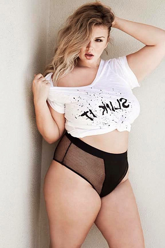 Массажистка